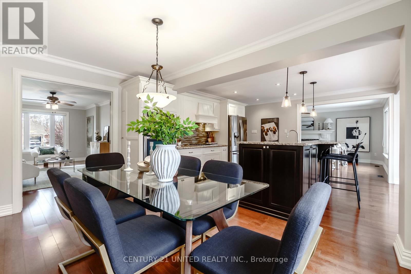 2112 Lorraine Drive, Peterborough (Northcrest Ward 5), Ontario  K9L 1X4 - Photo 9 - X12921190