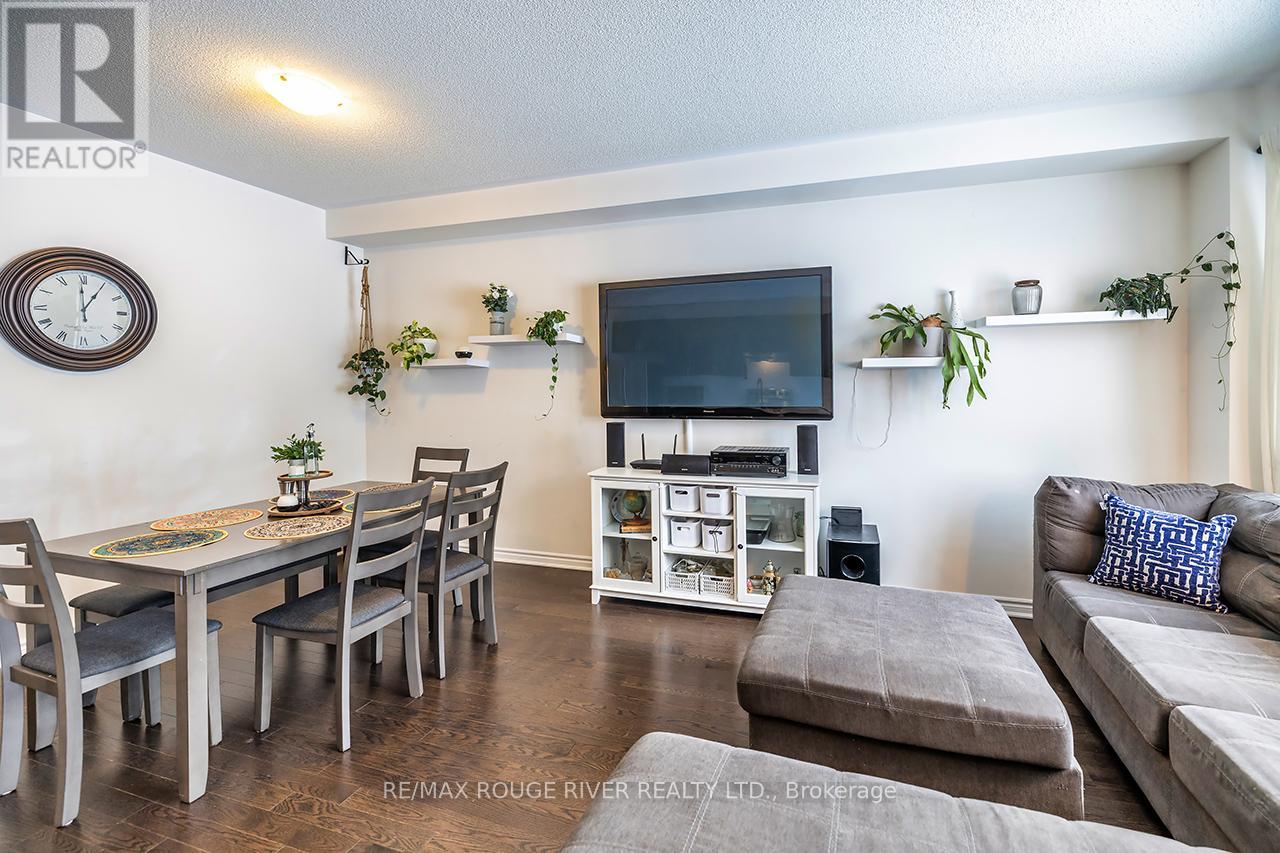 13 Highlands Boulevard, Cavan Monaghan (Cavan Twp), Ontario  L0A 1G0 - Photo 6 - X12922018