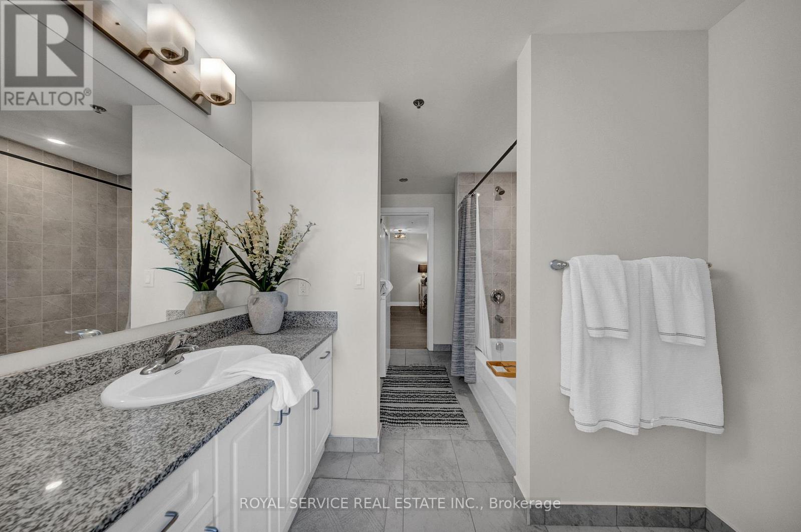 210 - 21 Brookhouse Drive, Clarington (Newcastle), Ontario  L1B 0V4 - Photo 31 - E12922238