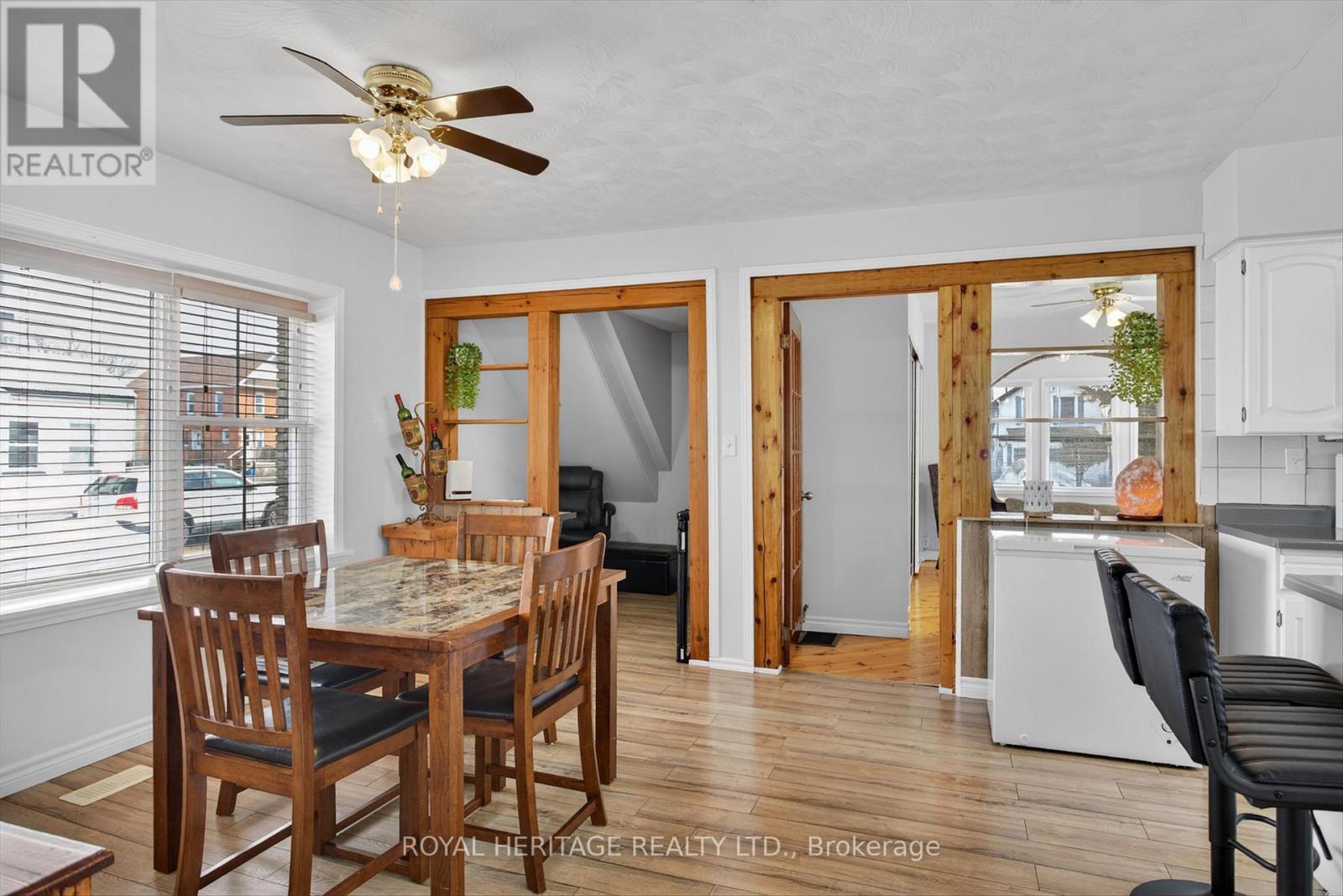 71 Albert Street S, Kawartha Lakes (Lindsay), Ontario  K9V 3H3 - Photo 14 - X12922364