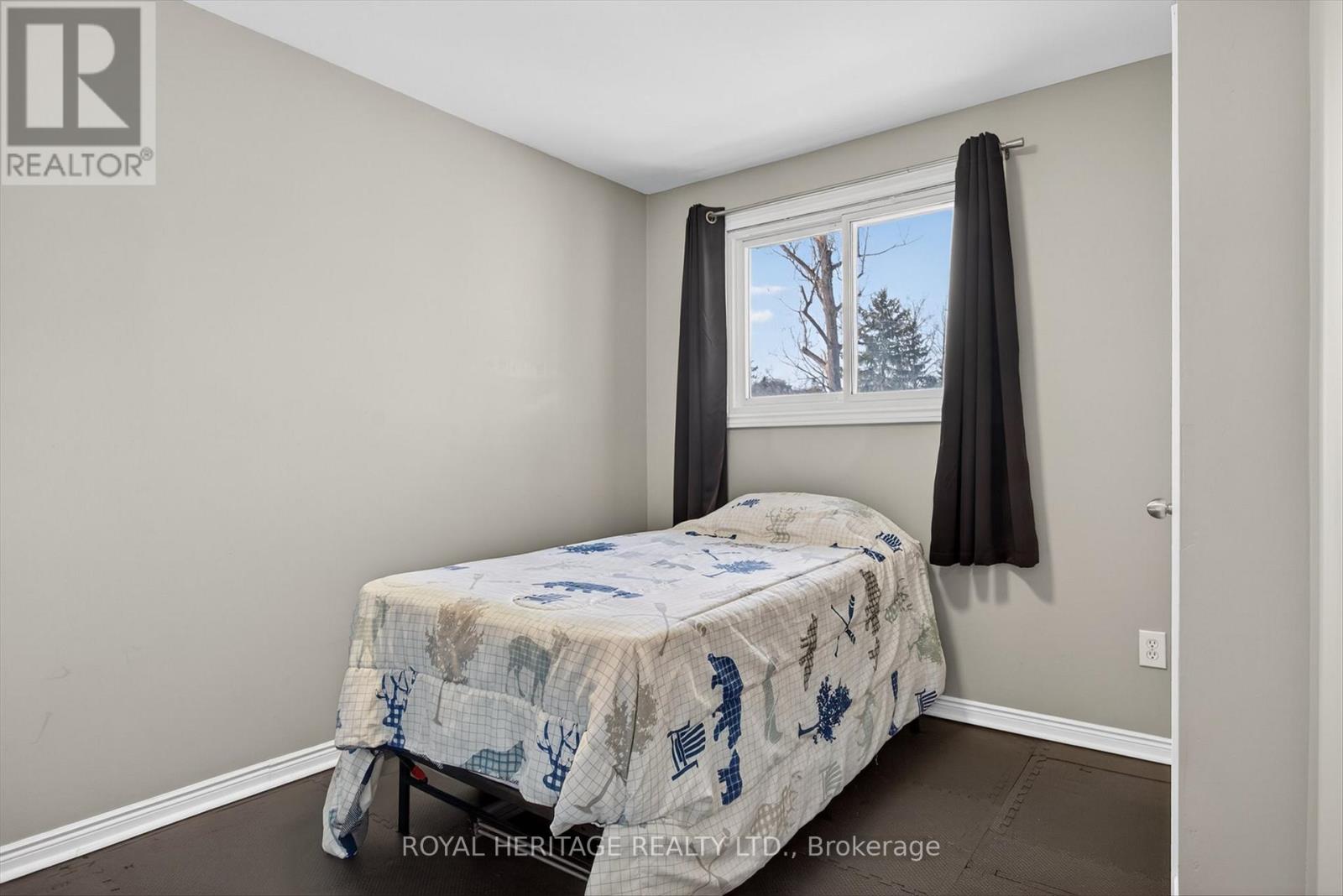 71 Albert Street S, Kawartha Lakes (Lindsay), Ontario  K9V 3H3 - Photo 18 - X12922364