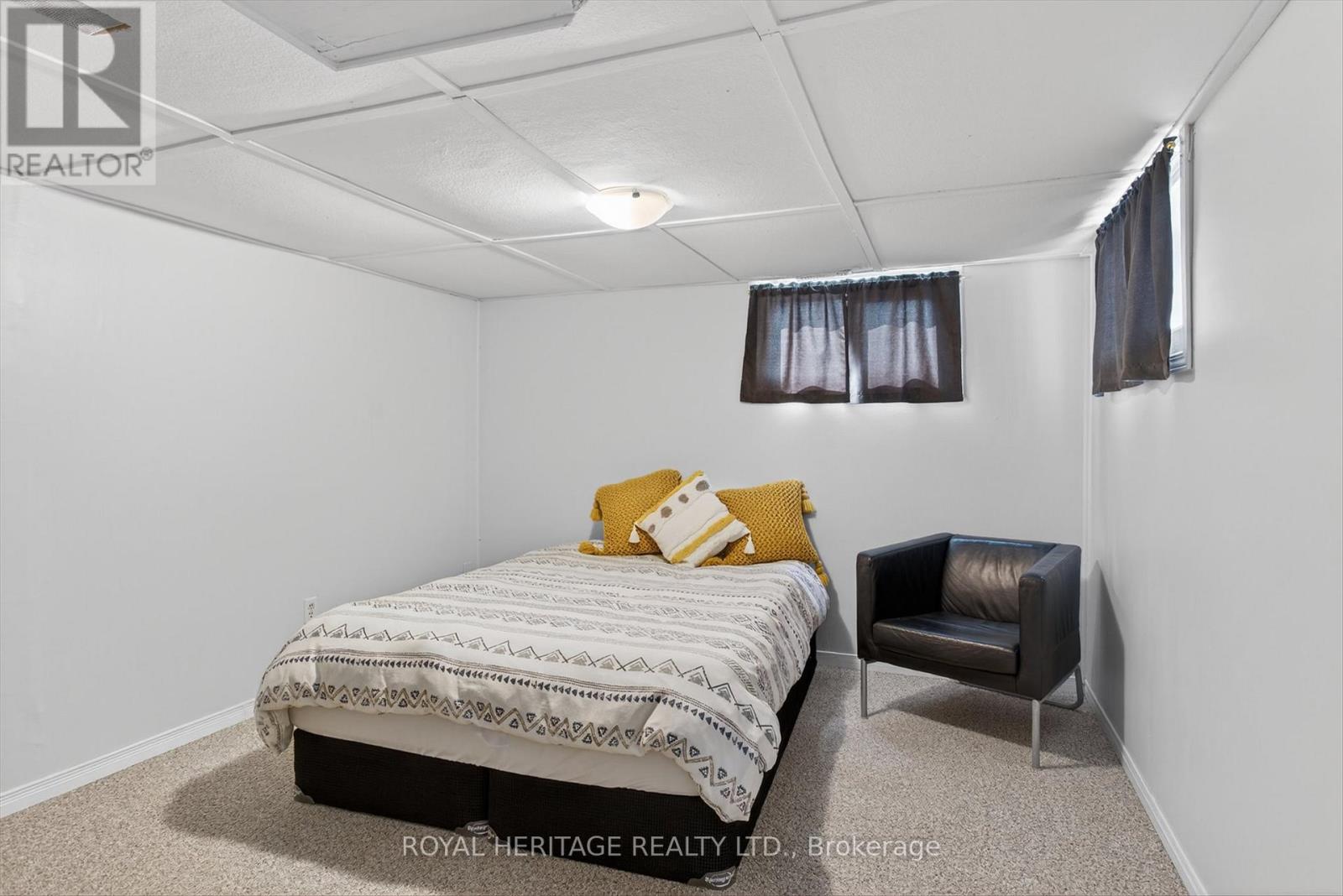 71 Albert Street S, Kawartha Lakes (Lindsay), Ontario  K9V 3H3 - Photo 21 - X12922364