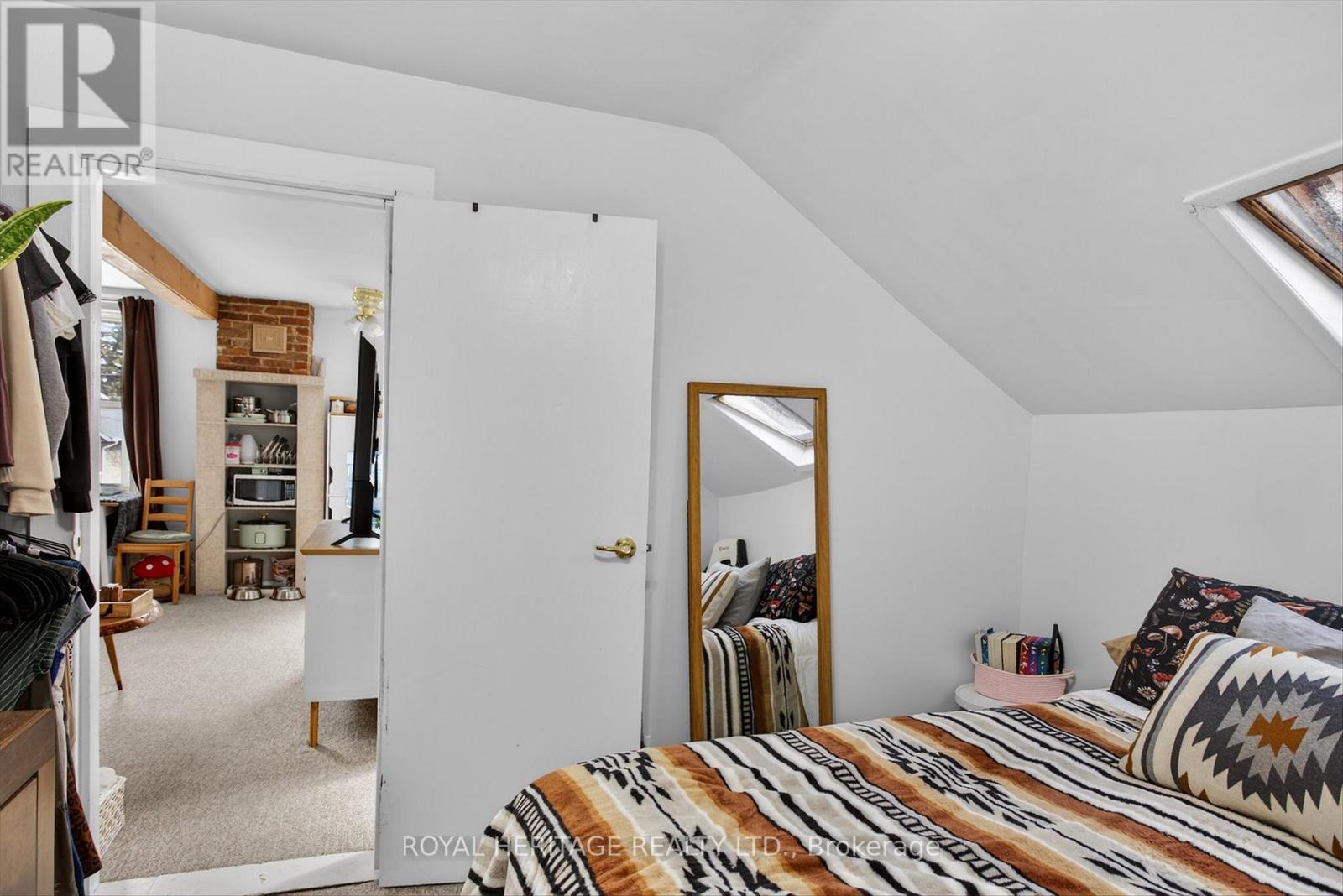 71 Albert Street S, Kawartha Lakes (Lindsay), Ontario  K9V 3H3 - Photo 29 - X12922364