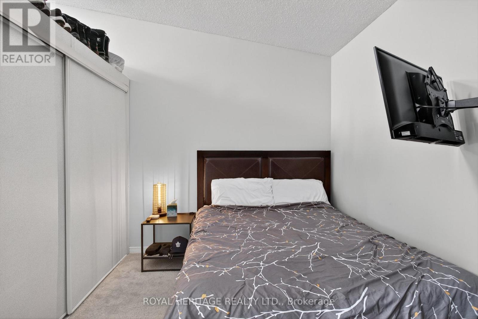 71 Albert Street S, Kawartha Lakes (Lindsay), Ontario  K9V 3H3 - Photo 36 - X12922364