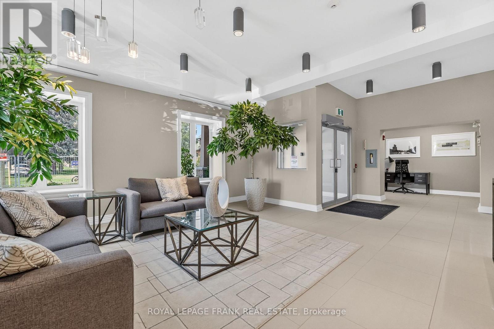 103 - 25 King Street, Kawartha Lakes (Lindsay), Ontario  K9V 1C7 - Photo 4 - X12922396