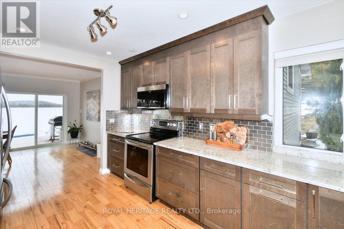 298 Fife Avenue, Selwyn, Ontario  K9J 6X3 - Photo 13 - X12922422