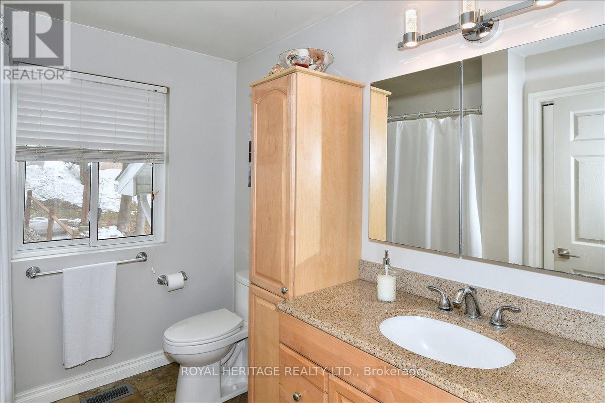 298 Fife Avenue, Selwyn, Ontario  K9J 6X3 - Photo 24 - X12922422