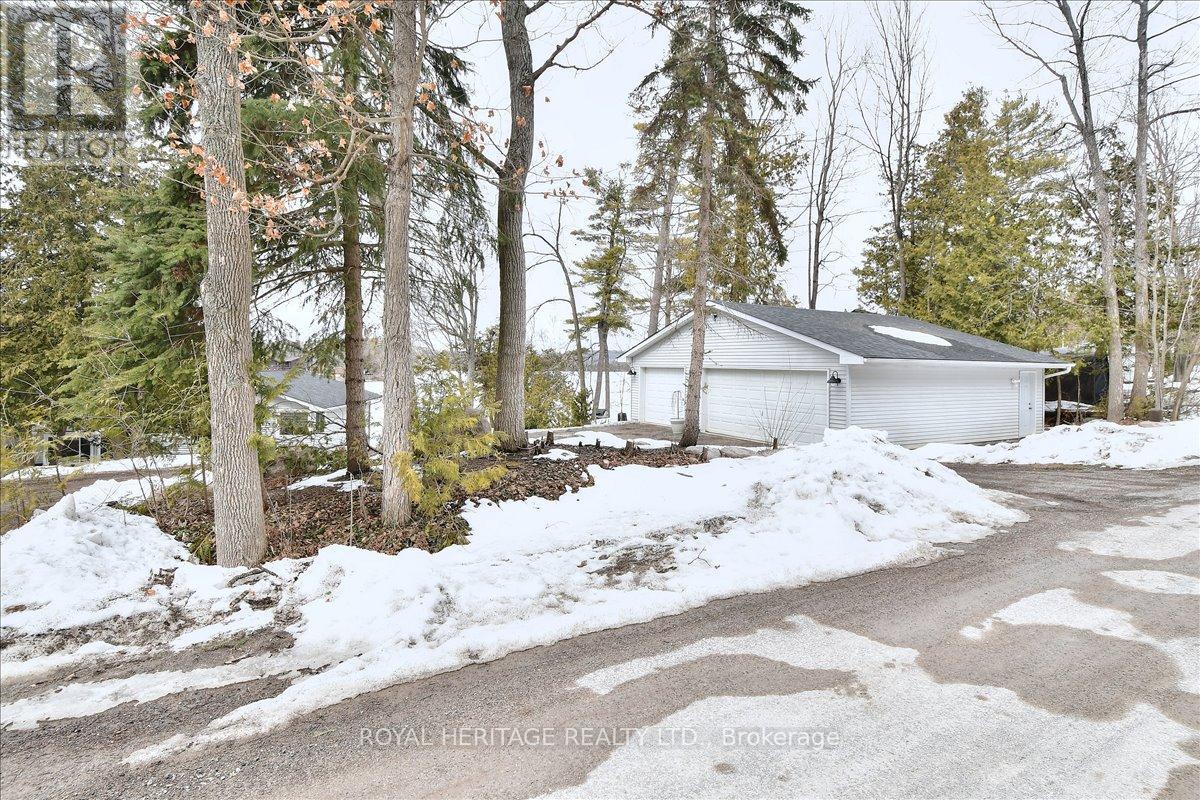 298 Fife Avenue, Selwyn, Ontario  K9J 6X3 - Photo 3 - X12922422