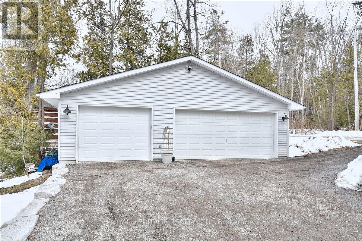 298 Fife Avenue, Selwyn, Ontario  K9J 6X3 - Photo 35 - X12922422