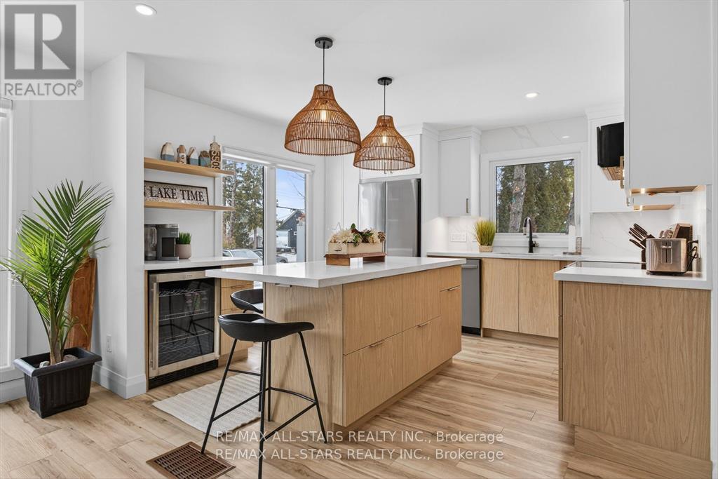 194 Snug Harbour Road, Kawartha Lakes (Fenelon), Ontario  K9V 4R6 - Photo 9 - X12922474