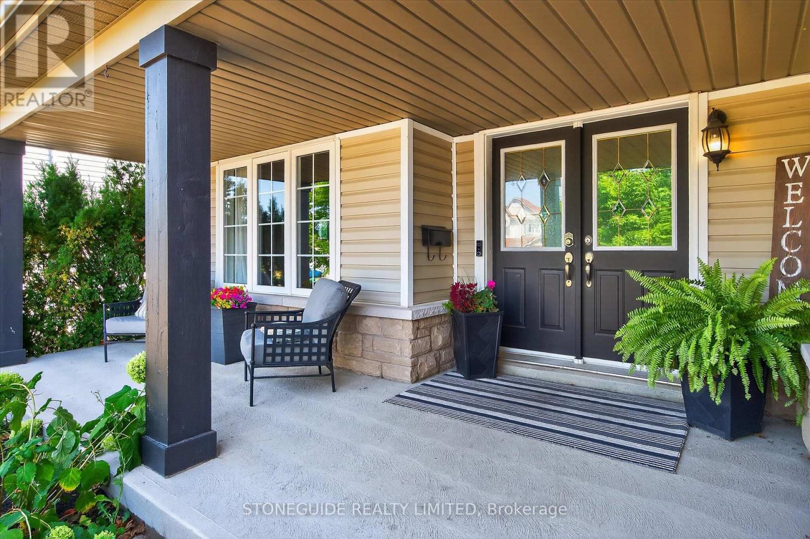 1726 Ravenwood Drive, Peterborough (Monaghan Ward 2), Ontario  K9K 2P6 - Photo 2 - X12922898