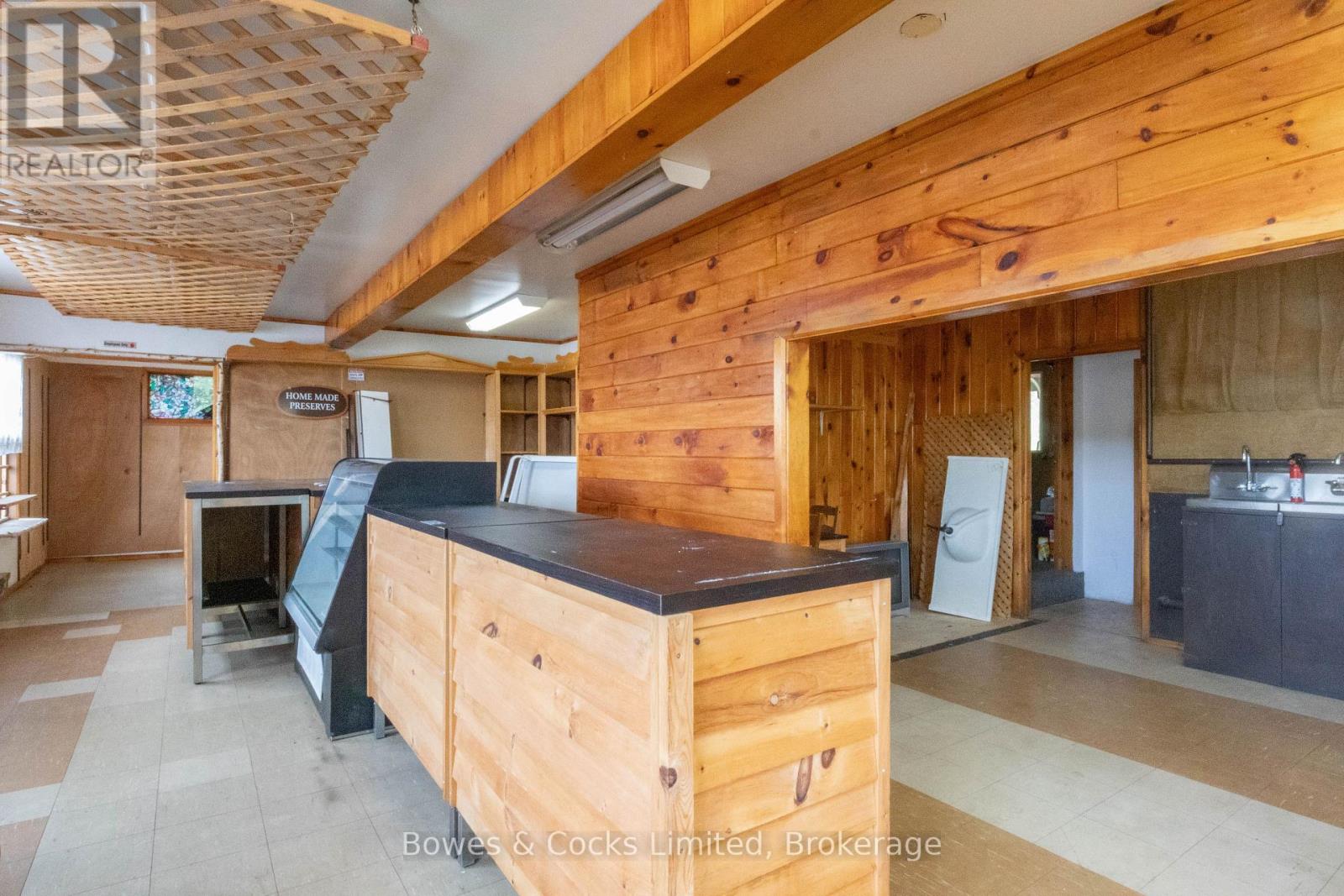 7 Old Hastings Road, Hastings Highlands (Monteagle Ward), Ontario  K0L 2S0 - Photo 8 - X12922902