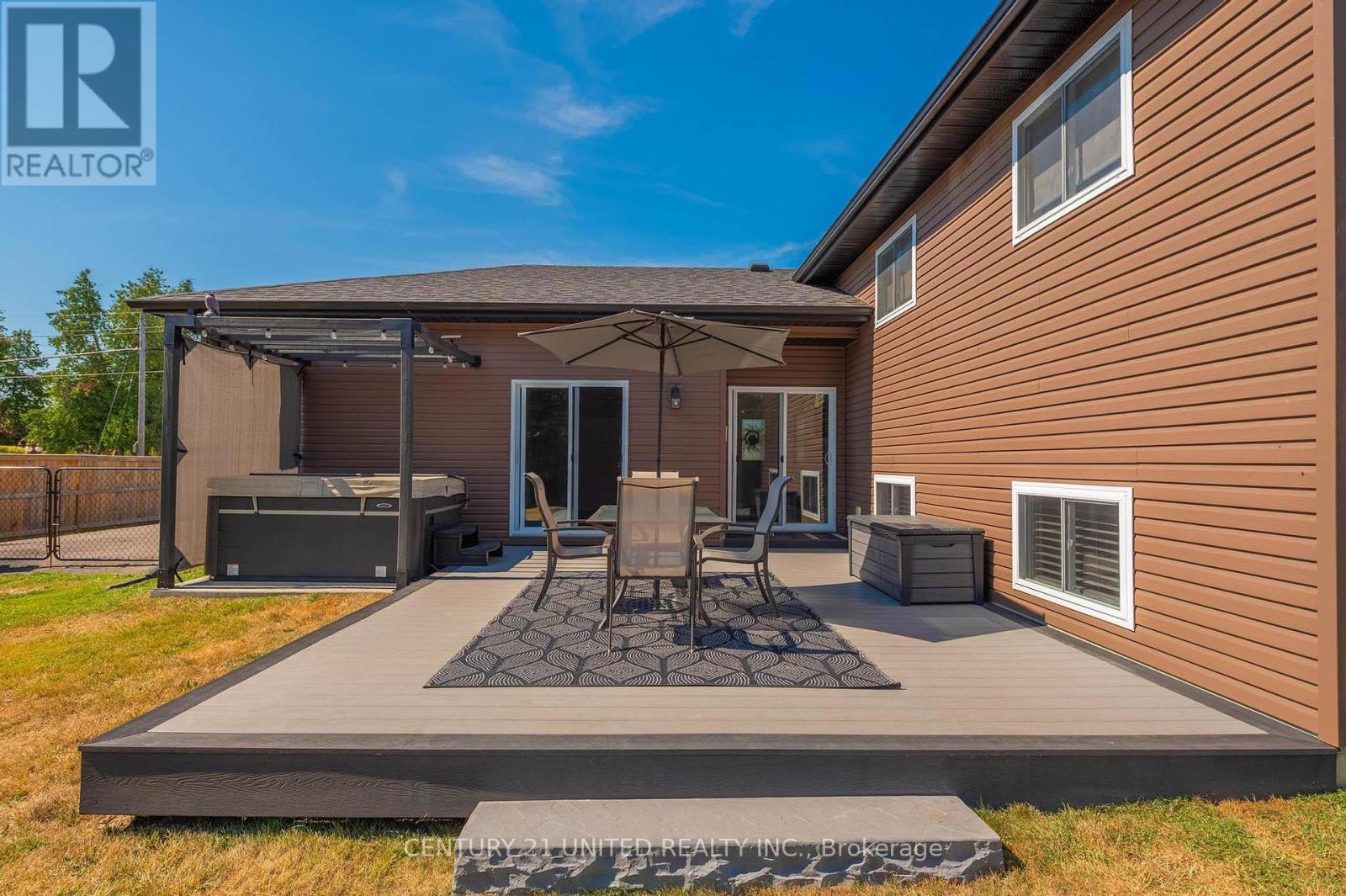 102 King Street W, Kawartha Lakes (Emily), Ontario  K0L 2W0 - Photo 21 - X12923356