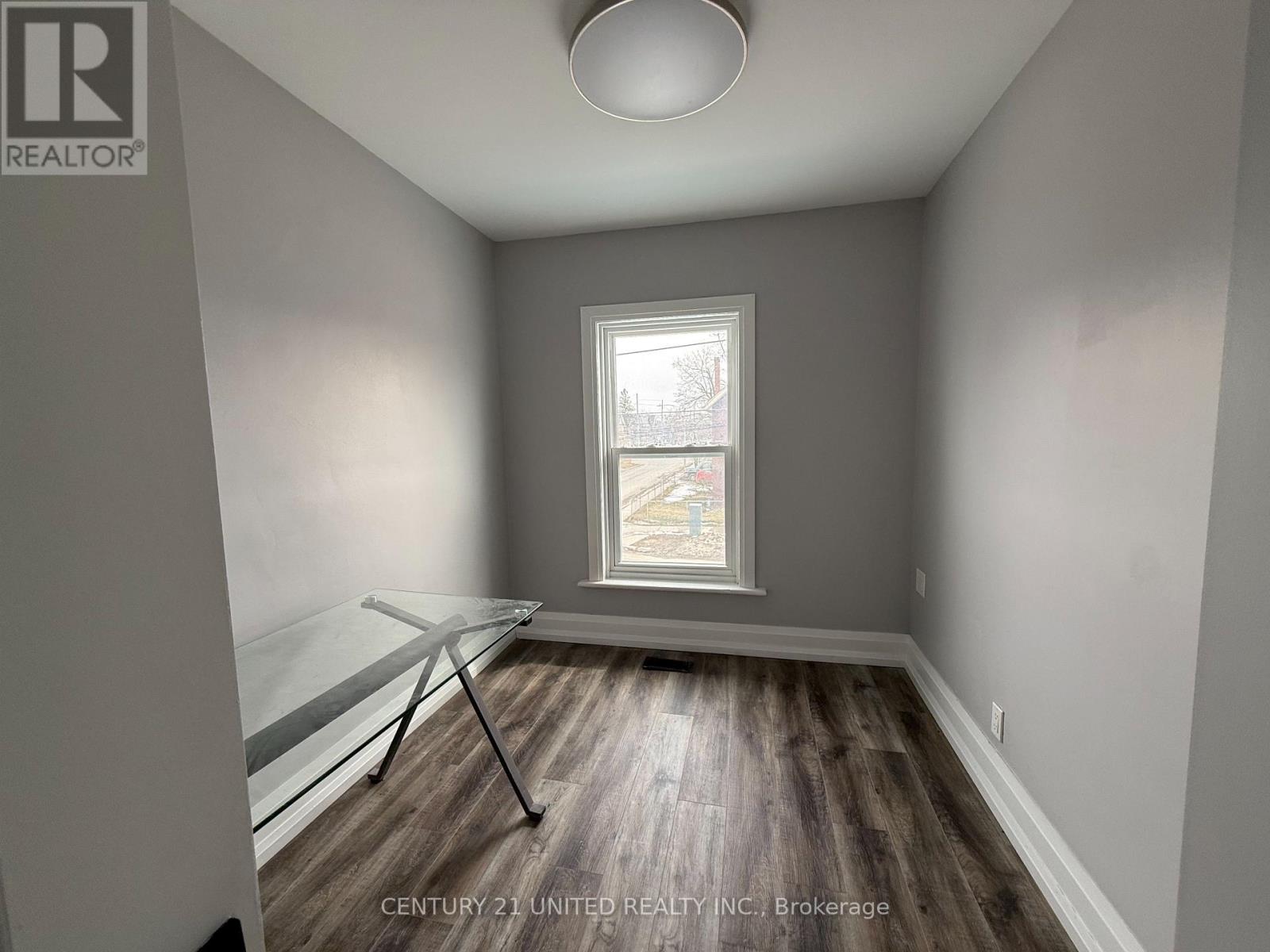 A - 468 Bolivar Street, Peterborough (Town Ward 3), Ontario  K9J 4R4 - Photo 10 - X12923406