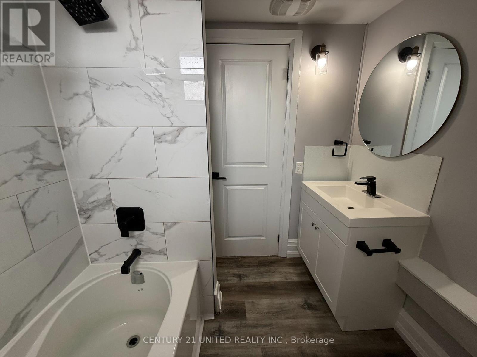 A - 468 Bolivar Street, Peterborough (Town Ward 3), Ontario  K9J 4R4 - Photo 4 - X12923406