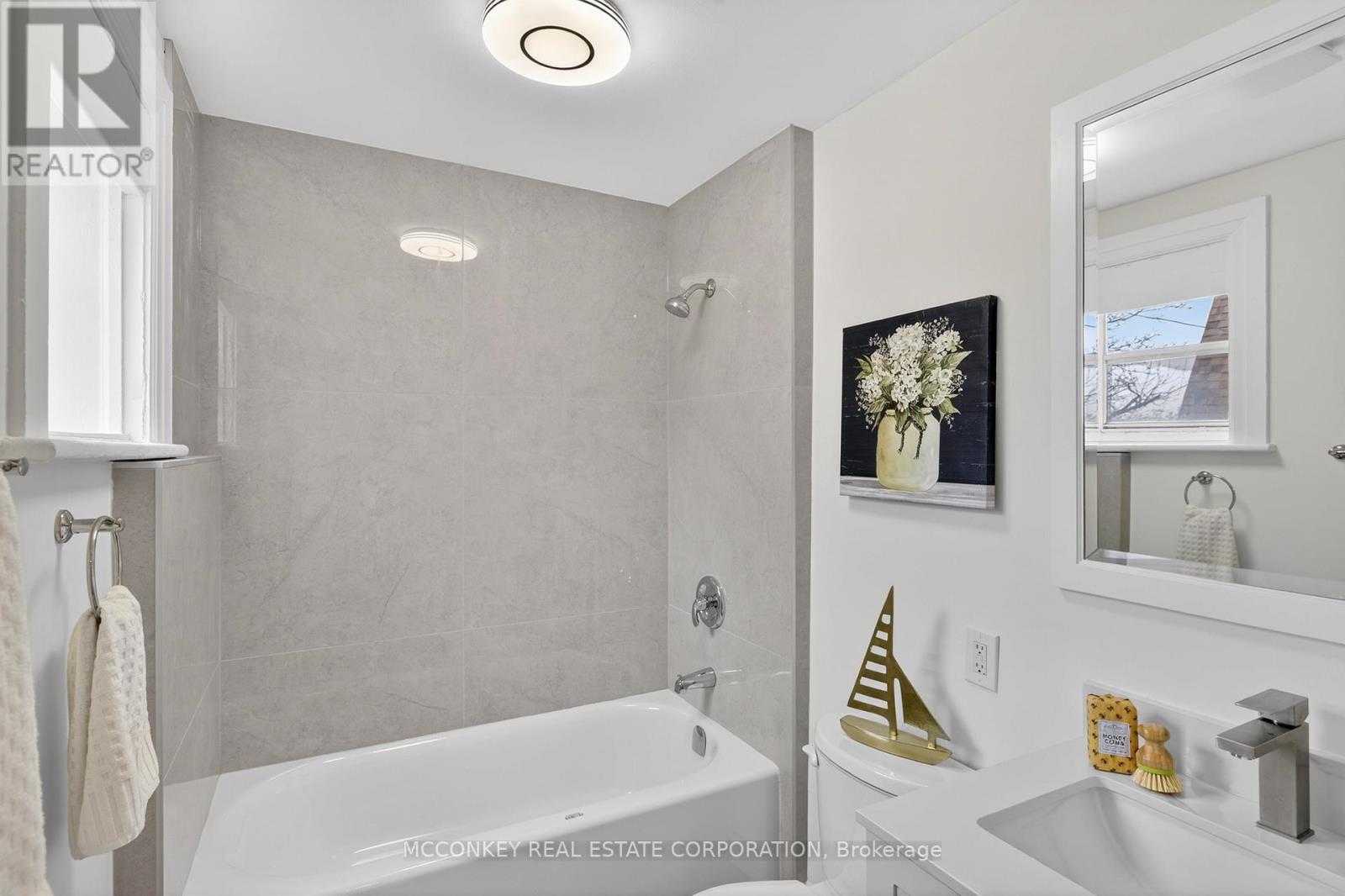 639 Rubidge Street, Peterborough (Town Ward 3), Ontario  K9H 4E9 - Photo 14 - X12923412