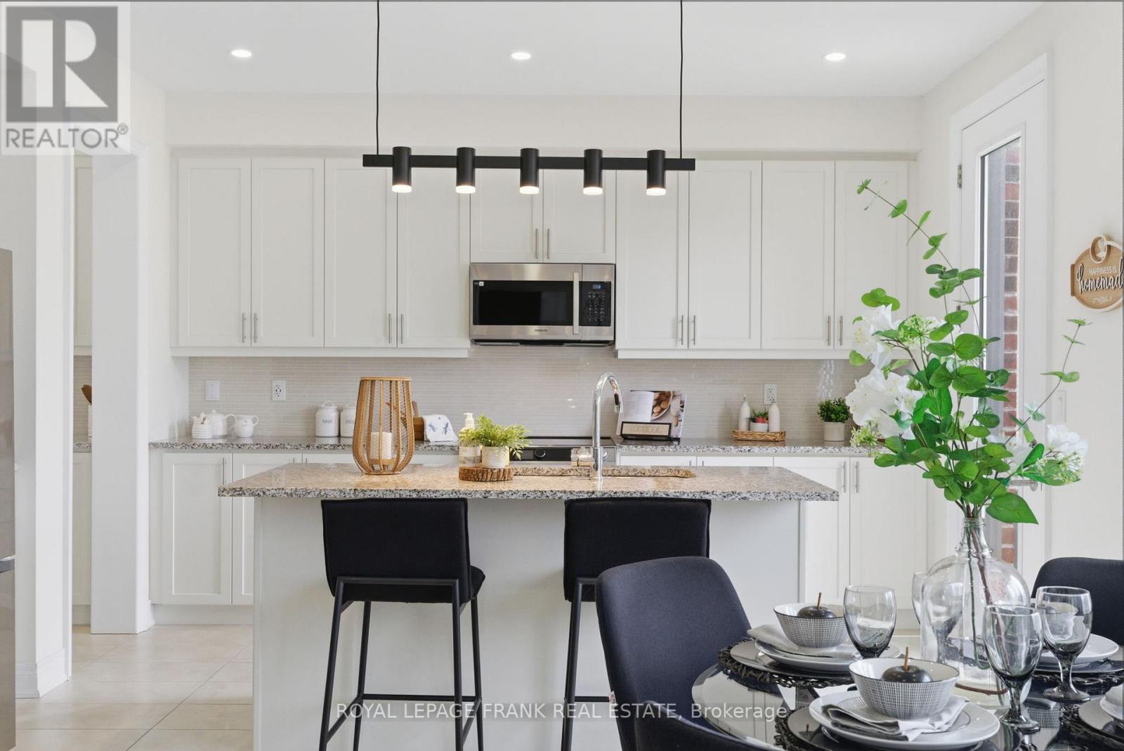 23 Wamsley Crescent, Clarington (Newcastle), Ontario  L1B 0W1 - Photo 8 - E12923606