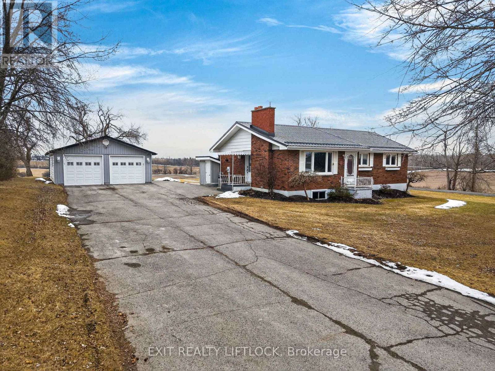 2289 Base Line Road, Otonabee-South Monaghan, Ontario  K9J 6X9 - Photo 2 - X12923694