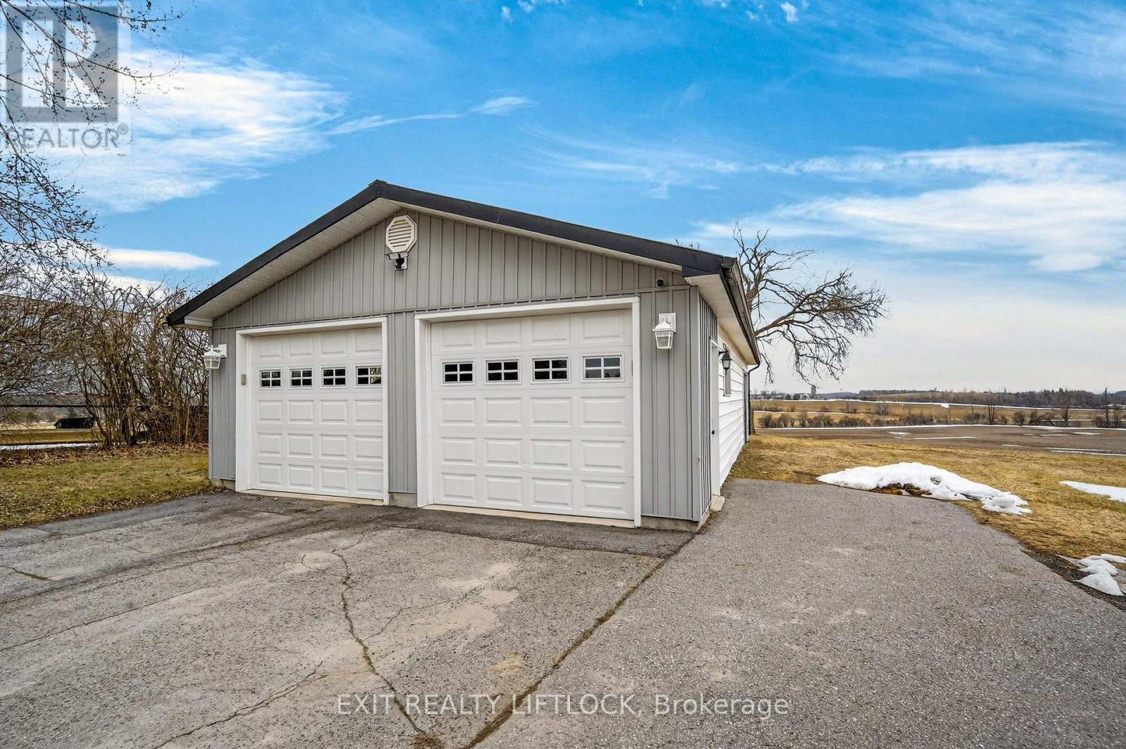 2289 Base Line Road, Otonabee-South Monaghan, Ontario  K9J 6X9 - Photo 28 - X12923694