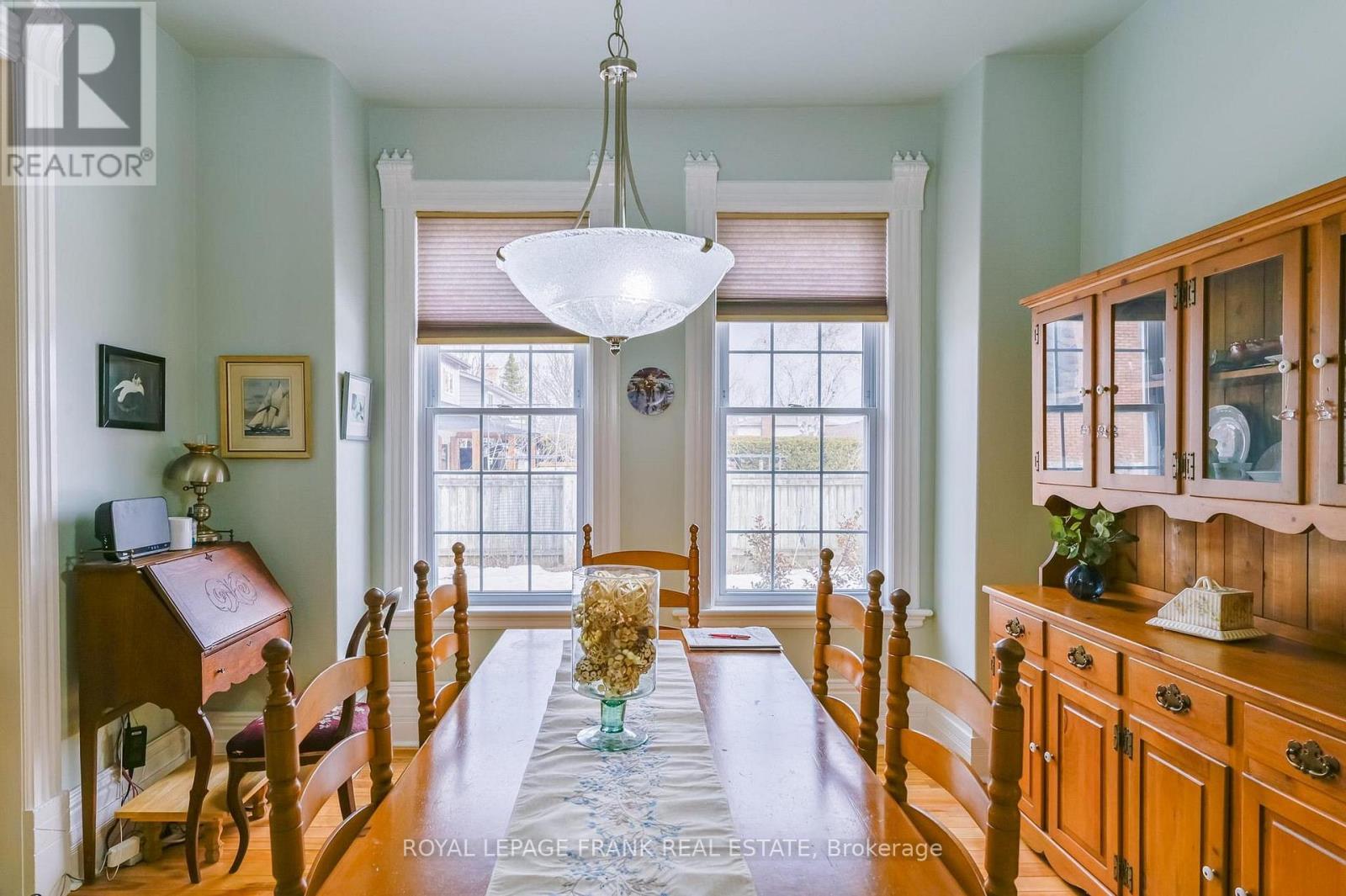 865 Parkhill Road W, Peterborough (Monaghan Ward 2), Ontario  K9J 6P2 - Photo 11 - X12923916