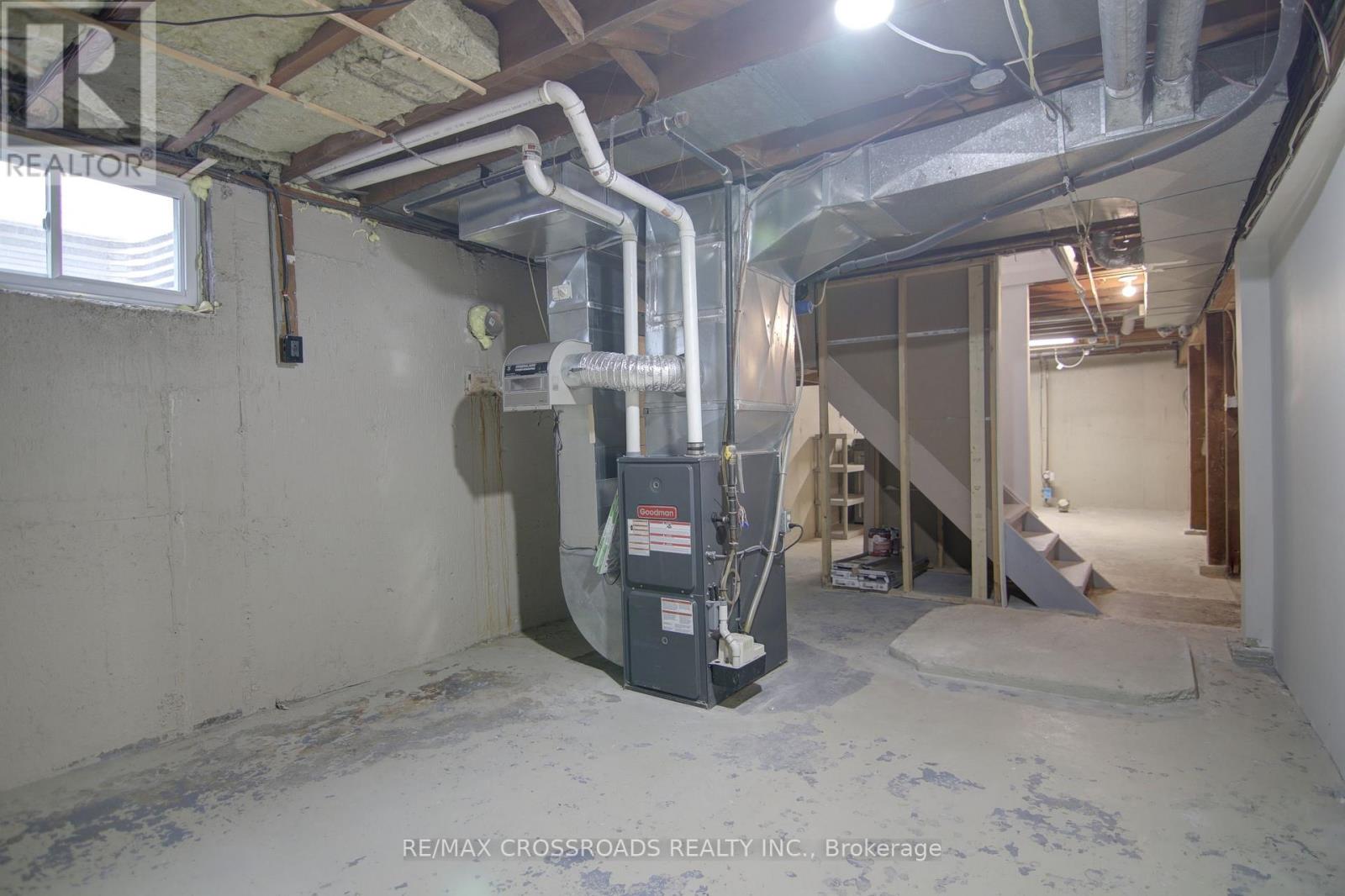 814 Nicholls Street, Peterborough (Northcrest Ward 5), Ontario  K9H 5T8 - Photo 24 - X12923956