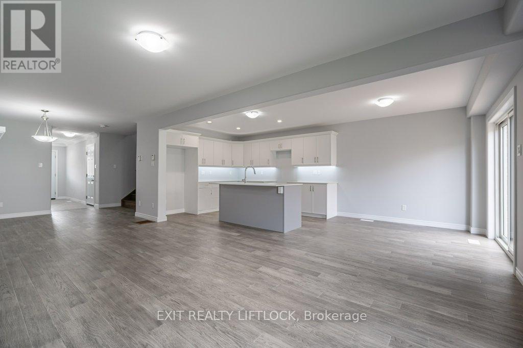 238 O Neil Street, Peterborough (Monaghan Ward 2), Ontario  K9K 0H1 - Photo 10 - X12924374