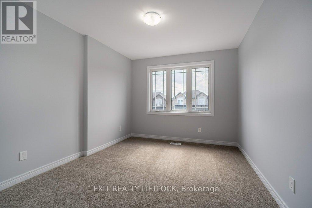 238 O Neil Street, Peterborough (Monaghan Ward 2), Ontario  K9K 0H1 - Photo 18 - X12924374