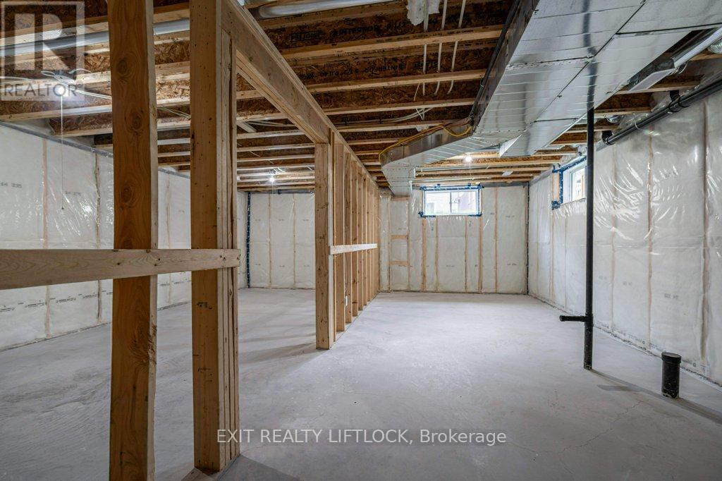 238 O Neil Street, Peterborough (Monaghan Ward 2), Ontario  K9K 0H1 - Photo 28 - X12924374