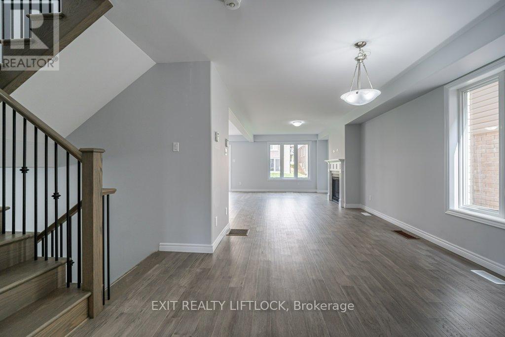 238 O Neil Street, Peterborough (Monaghan Ward 2), Ontario  K9K 0H1 - Photo 6 - X12924374