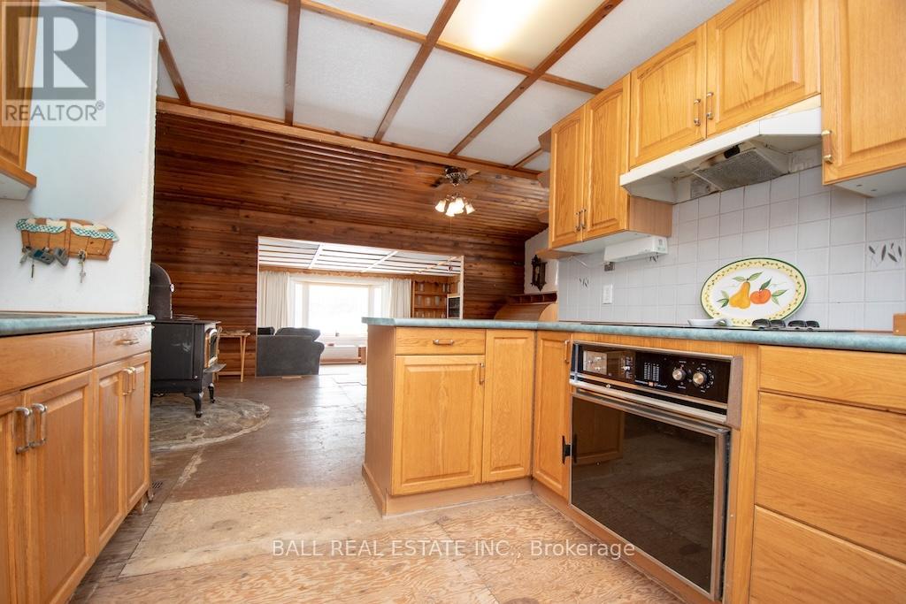 2137 Chipmunk Road, Douro-Dummer, Ontario  K0L 2H0 - Photo 22 - X12924610