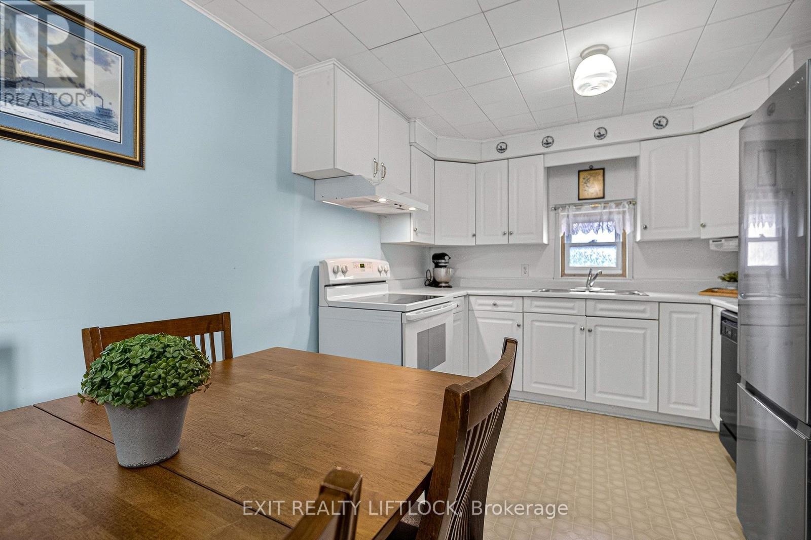 709 Orpington Road, Peterborough (Otonabee Ward 1), Ontario  K9J 4A5 - Photo 4 - X12924688