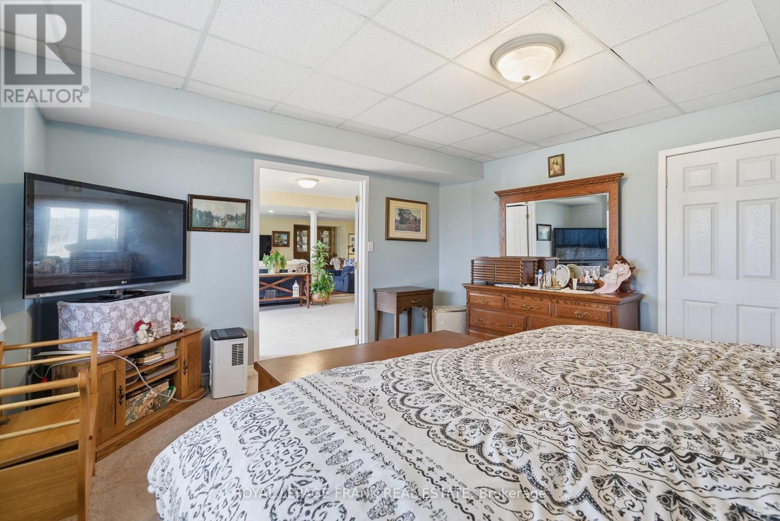 197 Mcgill Drive, Kawartha Lakes (Ops), Ontario  K9V 4R4 - Photo 32 - X12924806