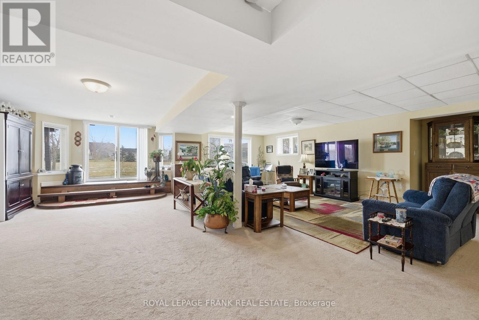 197 Mcgill Drive, Kawartha Lakes (Ops), Ontario  K9V 4R4 - Photo 34 - X12924806