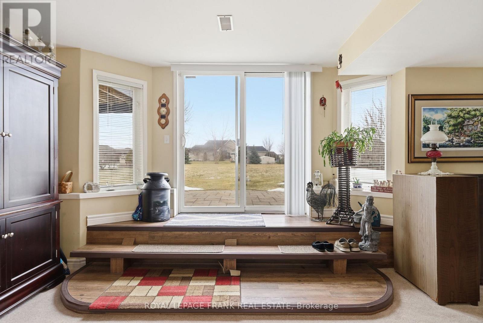 197 Mcgill Drive, Kawartha Lakes (Ops), Ontario  K9V 4R4 - Photo 36 - X12924806