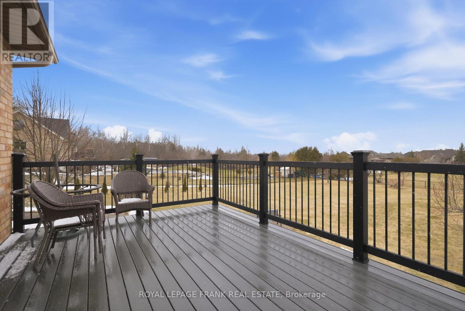 197 Mcgill Drive, Kawartha Lakes (Ops), Ontario  K9V 4R4 - Photo 42 - X12924806