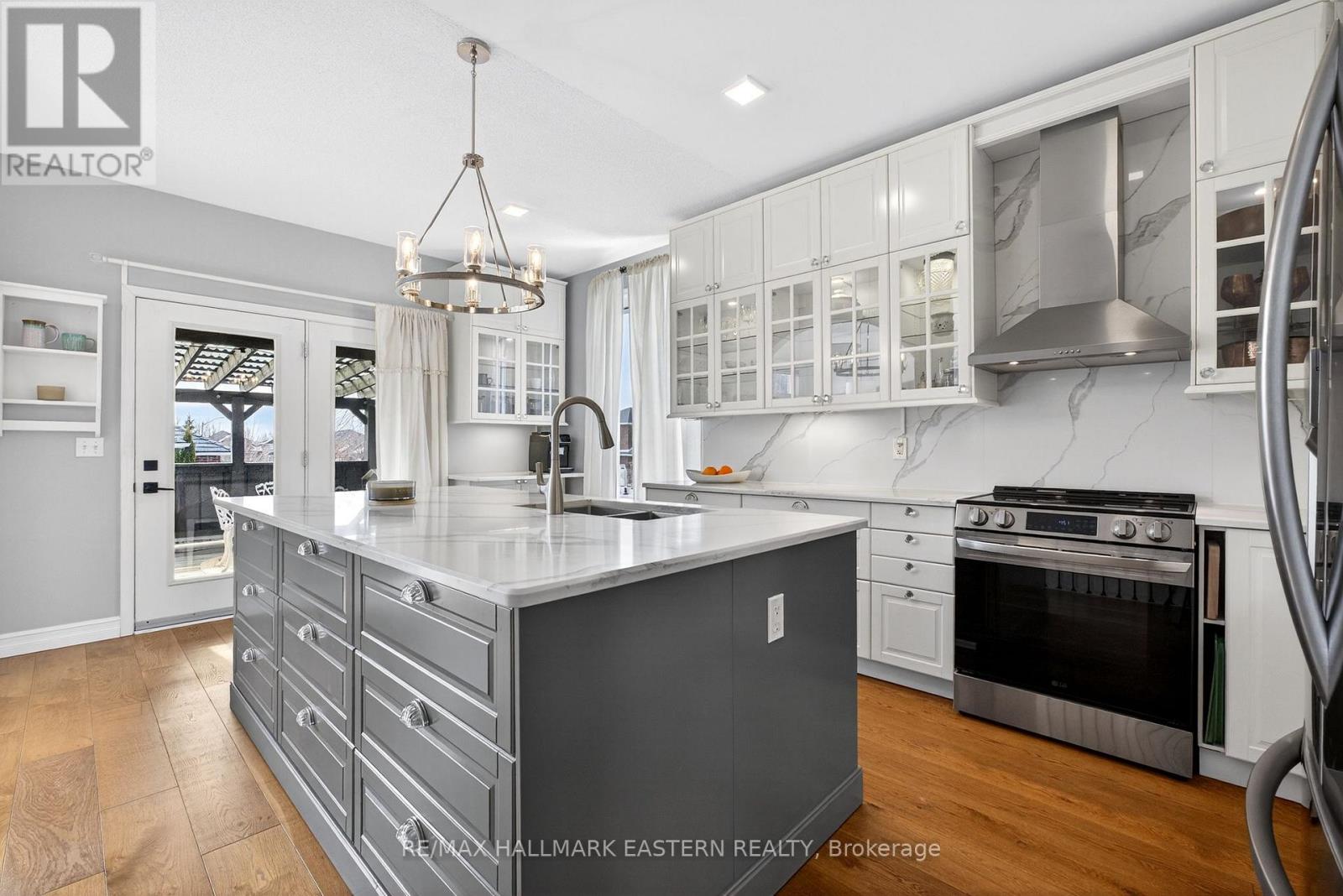 2543 Denure Drive, Peterborough (Monaghan Ward 2), Ontario  K9K 2S6 - Photo 9 - X12924872