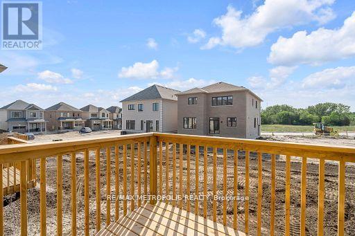 58 Belmont Drive, Clarington (Newcastle), Ontario  L1B 0W8 - Photo 40 - E12924892