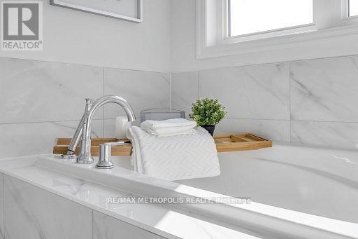 58 Belmont Drive, Clarington (Newcastle), Ontario  L1B 0W8 - Photo 45 - E12924892