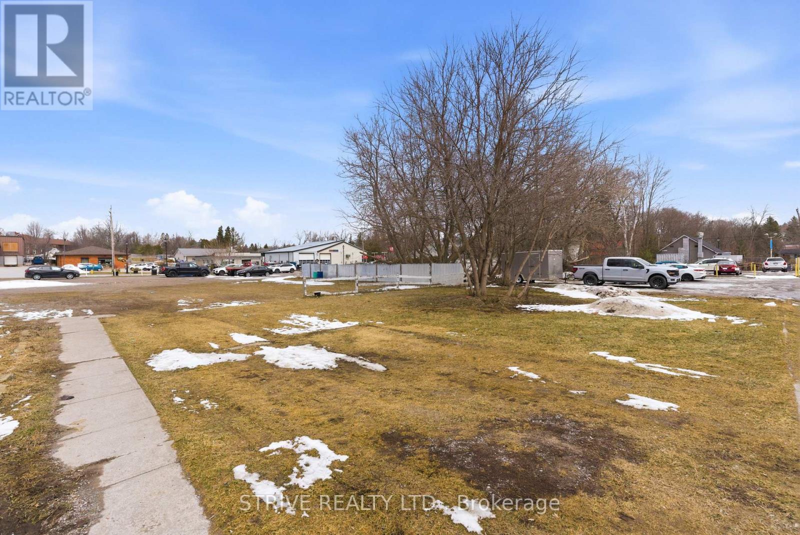 3-5 Centre Street, Cavan Monaghan (Millbrook Village), Ontario  L0A 1G0 - Photo 2 - X12924946