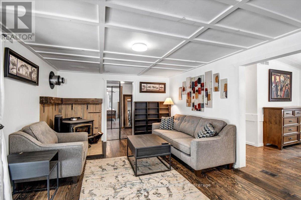 19 High Bush Road, Hastings Highlands (Mcclure Ward), Ontario  K0L 2K0 - Photo 17 - X12925190