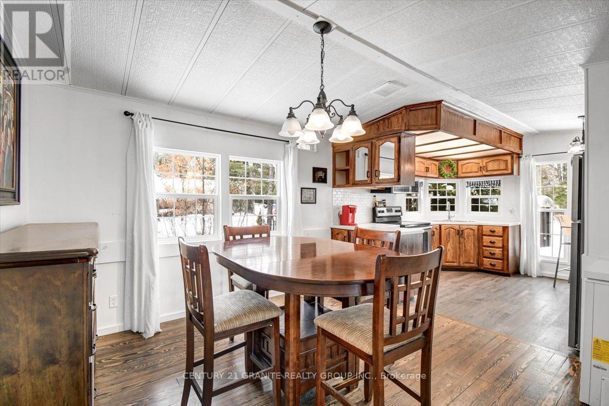 19 High Bush Road, Hastings Highlands (Mcclure Ward), Ontario  K0L 2K0 - Photo 5 - X12925190