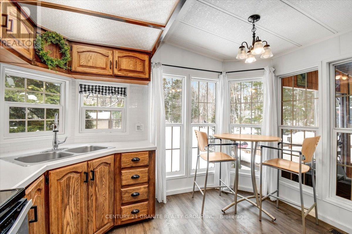 19 High Bush Road, Hastings Highlands (Mcclure Ward), Ontario  K0L 2K0 - Photo 8 - X12925190