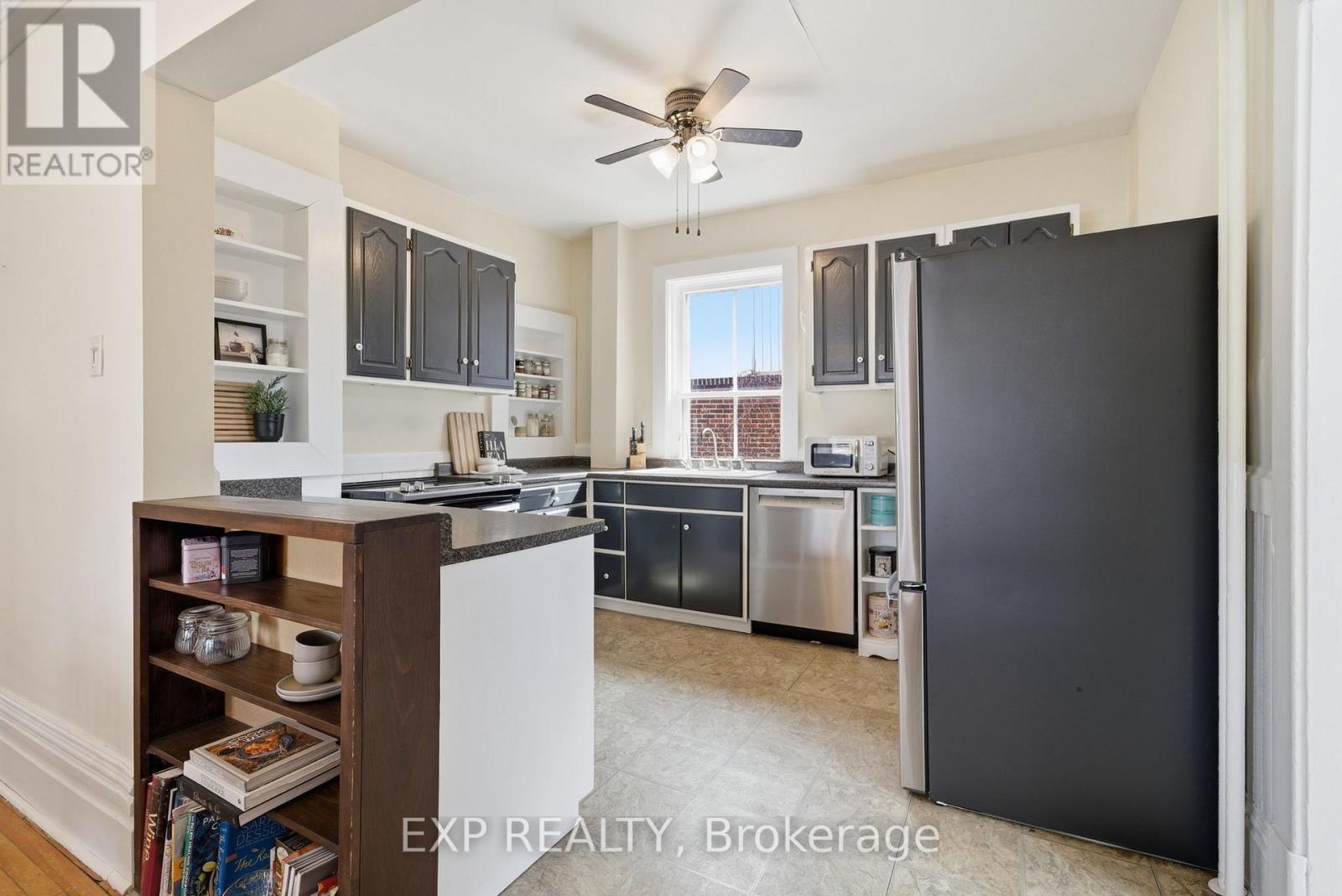 385 Stewart Street, Peterborough (Town Ward 3), Ontario  K9H 4A9 - Photo 17 - X12925444