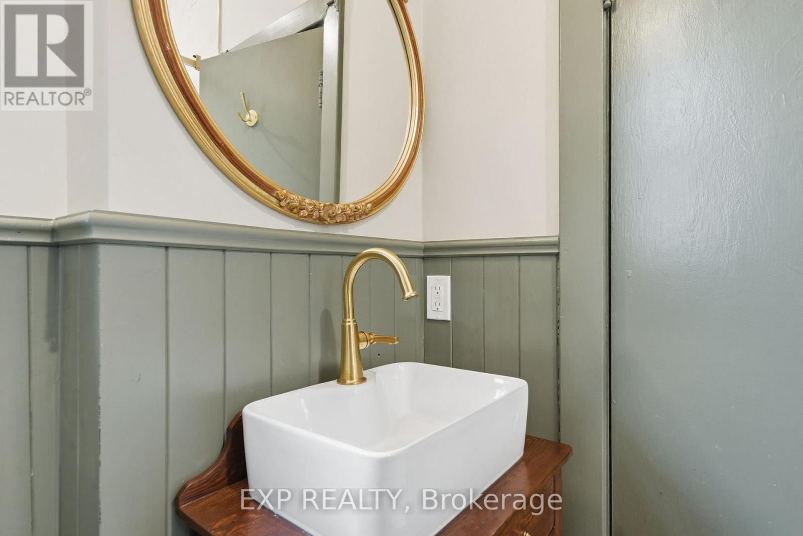 385 Stewart Street, Peterborough (Town Ward 3), Ontario  K9H 4A9 - Photo 21 - X12925444