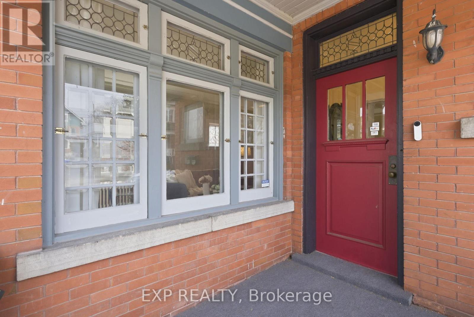 385 Stewart Street, Peterborough (Town Ward 3), Ontario  K9H 4A9 - Photo 4 - X12925444