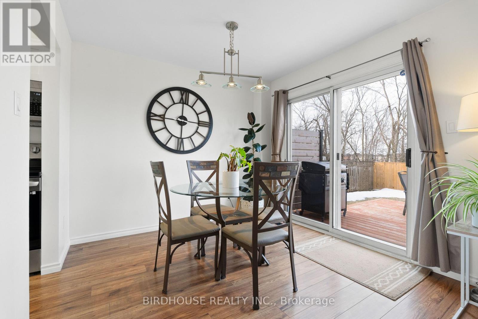 199 Elgin Street, Kawartha Lakes (Lindsay), Ontario  K9V 6B1 - Photo 10 - X12925630