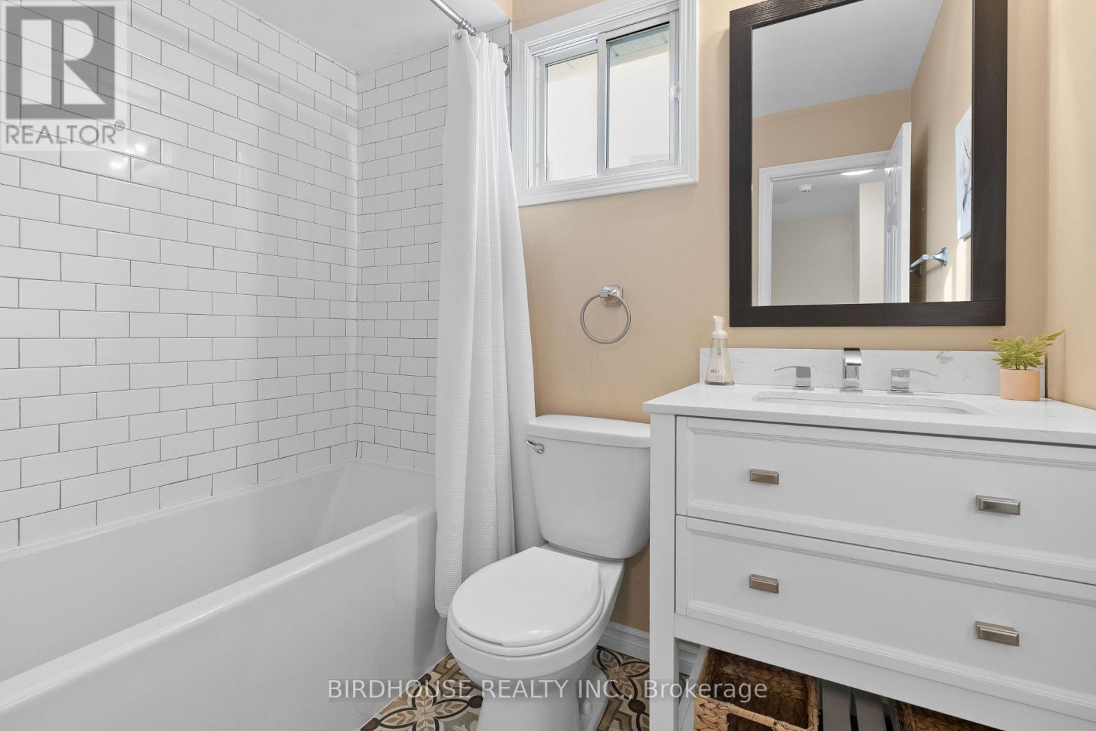 199 Elgin Street, Kawartha Lakes (Lindsay), Ontario  K9V 6B1 - Photo 25 - X12925630