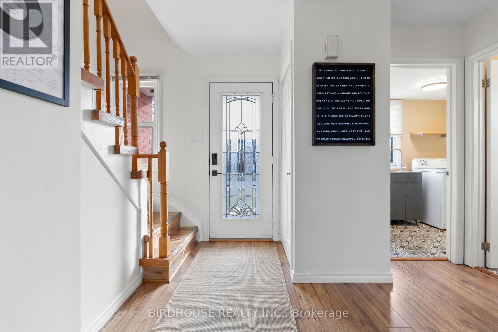 199 Elgin Street, Kawartha Lakes (Lindsay), Ontario  K9V 6B1 - Photo 4 - X12925630