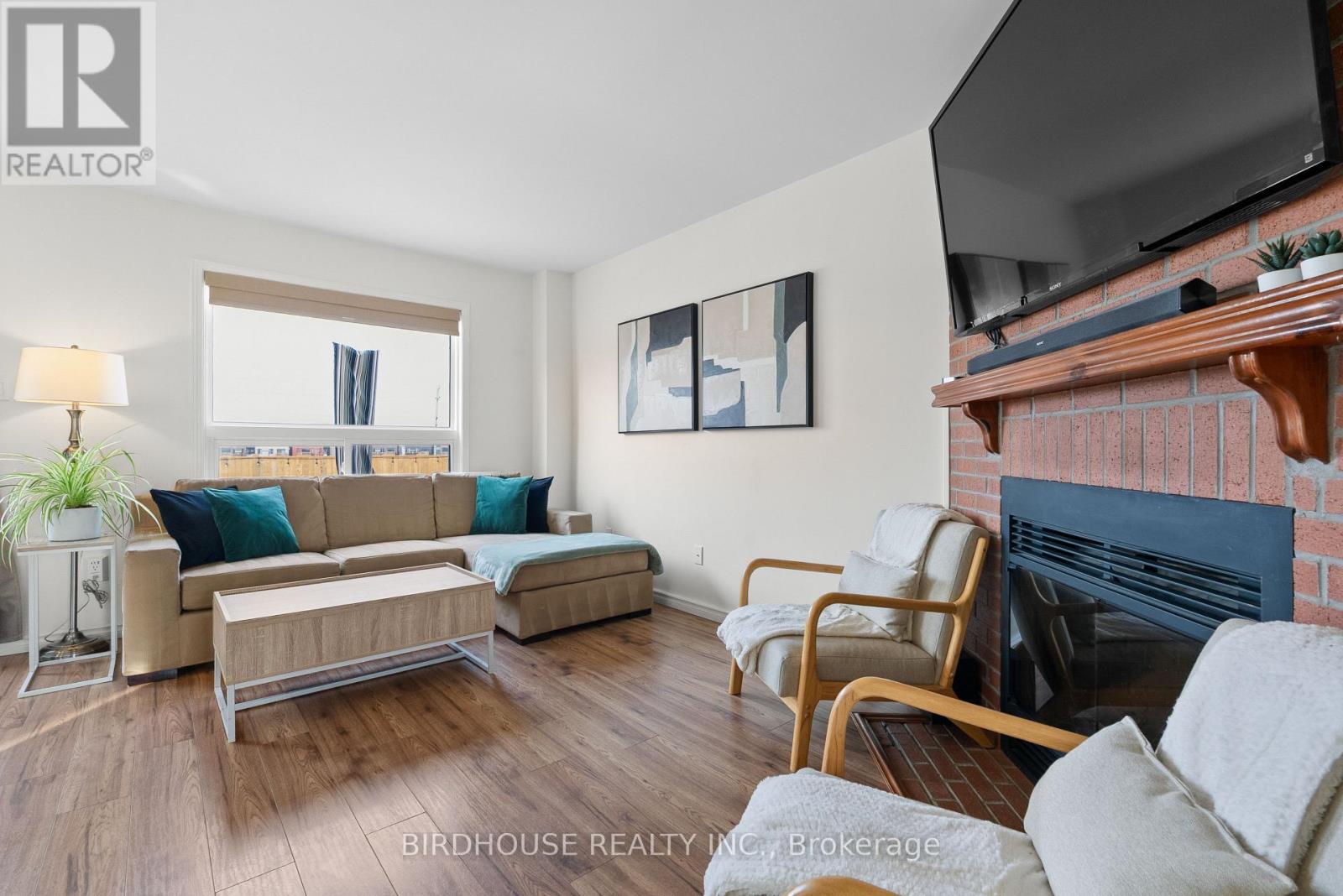 199 Elgin Street, Kawartha Lakes (Lindsay), Ontario  K9V 6B1 - Photo 7 - X12925630