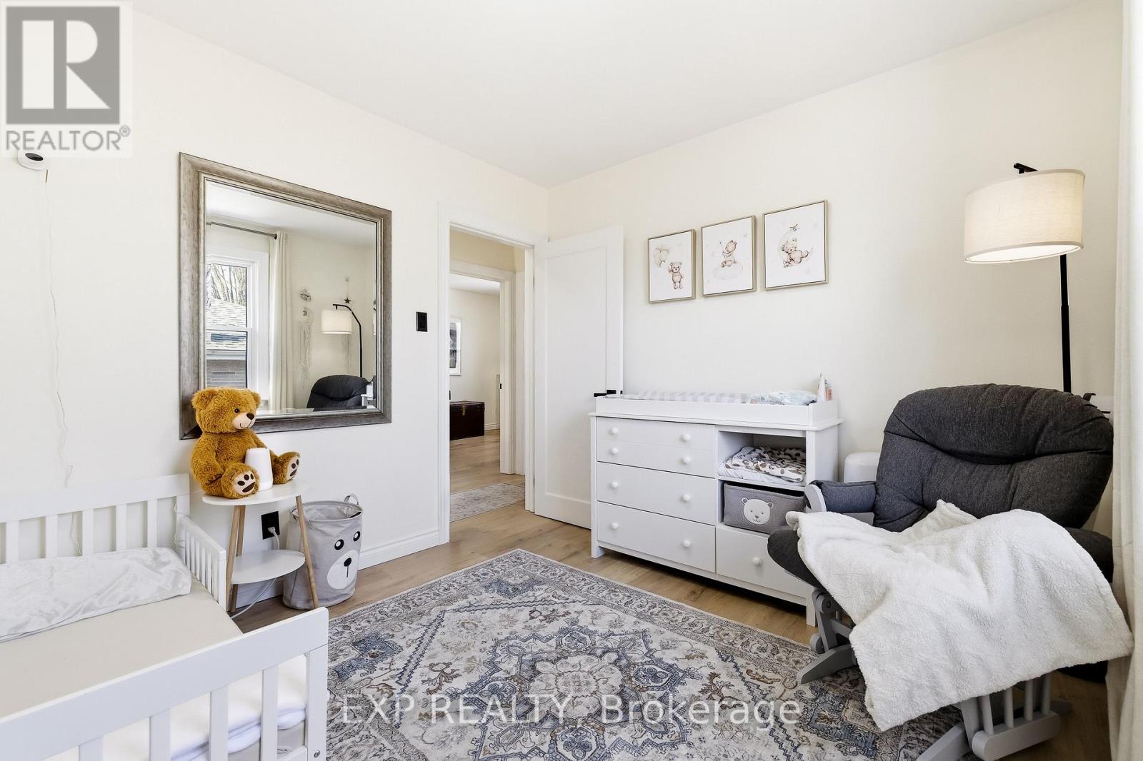 198 Shelbourne Street, Peterborough (Northcrest Ward 5), Ontario  K9H 5K4 - Photo 26 - X12925552